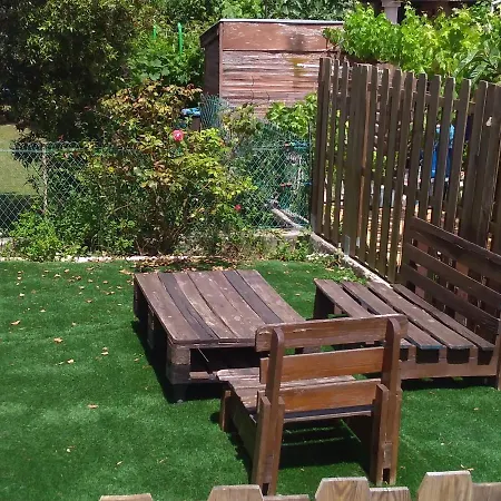 Maisonnette F2 Privee Avec Jardin